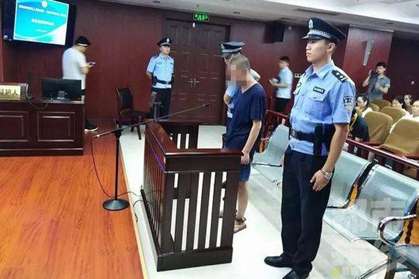 南網超高壓百色局智能遠動裝置投入運行