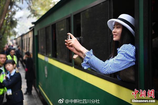 王詩玥/柳鑫宇冰上一剪梅
